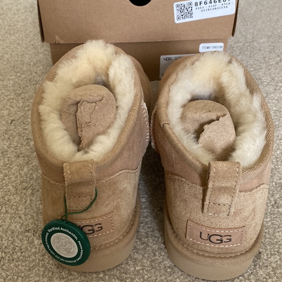 Brand new UGG classic ultra mini sand boots - Picture 3 of 5
